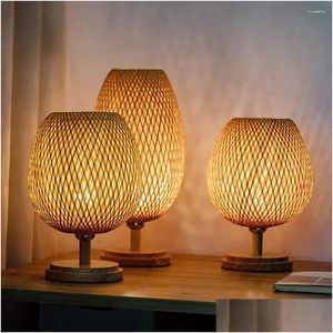 Bordslampor Liten rottinglampa bredvid vintage Wicker Wood Nightstand Boho Bamboo Woven End For Bedroom Living Drop Delivery Lights Dh6iz