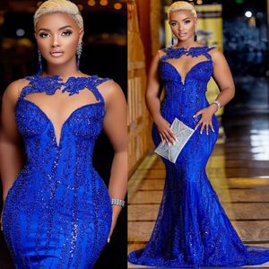 2024 ASO EBI Royal Blue Blue Blue Mermaid Prom Dress for Black Women Laceイブニングパーティーセカンドレセプション50歳の誕生日婚約ガウンドレスローブDE SOIREE ZJ117