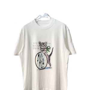 Löst passande kvinnors t-shirt med hög kvalitet med tryckt spegel katt-t-shirt, unisex par outfit, 2024 tidig vår ny sats