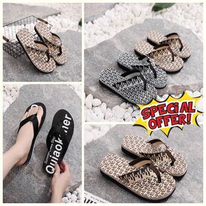 2024 New Gai Sandals Mens Slippers Fashion Floral Clipper Rubber Flats Sandals Summer Beach Shoes