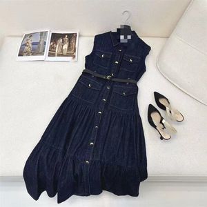 Milan Runway Dress 2024 Navy Blue Slicfless Belt Denim Pockets Bickets Fricts Long Holiday Vestidos de Festa Denim's Dress 3074