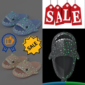 Designer-Hausschuhe, Pantoletten, Fell-Pantoletten, flache Damen-Slipper, Metallkette, Freizeitschuhe, Spitze, Samt-Slipper, Leder, bequeme formelle Schuhe, GAI