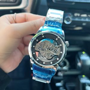 Men's Watch Quartz Movement Watch Three-Headon Dial Watch Watch Mineral-Buderveding Glass Design Diard Fashion Men Wristwatch Montre de Luxe