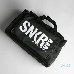 Sport Gear Gym Duffle Bag Sneakers förvaringsväska stor kapacitet rese bagagepåse axelhandväskor saker säckar med skor compartm280u