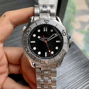 Armbandsur Mens Automatisk mekanisk 42mm AAA Högkvalitativ gummi/rostfritt stål svart keramik för lyxdykning es Q240529