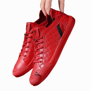 Skóra S NOWOŚĆ KOREAN MĘŻCZYZN TREND BUTY BUTY BRITIMALNE MASY MĘŻCZYZNA SNAKÓRY ZAPATILLAS DE HOMBRE BHOE BRITIH FAHION Sneaker Zapatilla