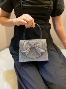 Borse per cosmetici Borsa leggera e lussuosa con diamanti per acqua, portatile, damigella d'onore, abito da sposa, cena per banchetti serali