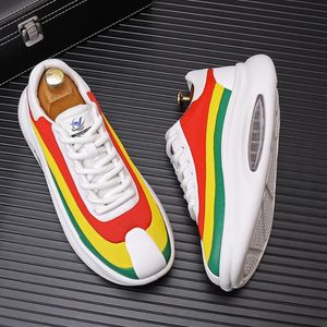 Men's shoes 2024 summer new breathable casual sports shoes men's thick soles inside elevating board shoes a26