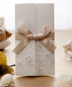 Cartões de convite de alta qualidade com selos de envelopes e impressão personalizada na temporada de casamento WQ077978304