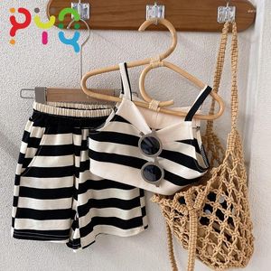 Kläderuppsättningar 2024 Summer Black White Stripe Children's For Girls Casual Little Girl Vest Top Shorts 2Pce Outfits 1-6 år