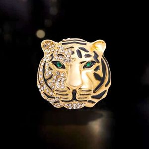 Chinese Zodiac Year Half Face Inlaid with Diamonds and Dripping Oil Tiger Head Domineering Men's Personalized Brooch Creative Suit Accessory Pins