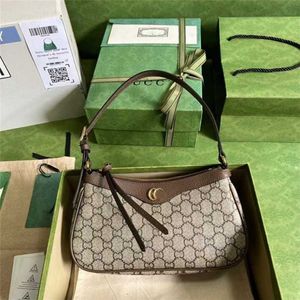 % 70 Fabrika Outlet Orijinal Deri Çilek Koltuklu Çanta Klasik Klasik Çiçek Yarım Ay Bir Çubuk Handbagcode Satışta