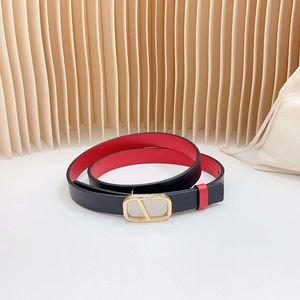 Klassisk kopparhårdvara Buckle Belt Top Designer Men Beltbredd 20 mm dubbelsidig övre lager Kohide Kvinnor med klädrockdräkt Pants Thin Belt Fashion Trend Must-Have