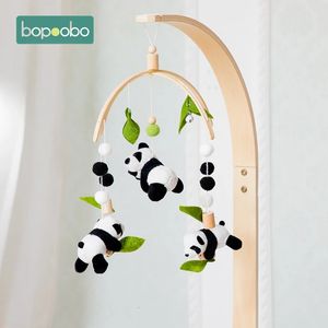 born Panda Bamboo Leaf Bed Bell Toys 012 Months for Baby Crib Wood Mobile Toddler Carousel Cot Kid Musical Toy Gift 240223