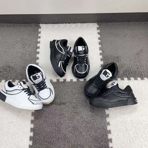 top quality big kid shoe sneaker Designer Shoe trainer sneakers Summer walk black white baby Tennis Shoe football boy platform Outdoor Casual Winter warm run sho 9TCS