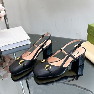 Sandali moda estiva da donna firmati comodi e minimalisti tacchi alti stile romano unisex scarpe da casa per ragazze