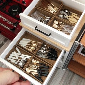 8PCSSET 16 Scale Miniature Dollhouse Dinnerware Mini Fork Knife Set Pretend Kitchen Tableware for s Doll Accessories Toy 240223