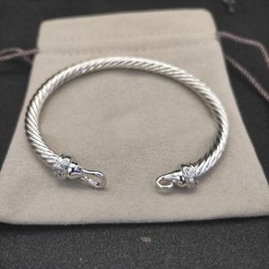 Bracciale rigido di design classico DY braccialetto di lusso in filo intrecciato di alta qualità con braccialetti con chiusura a gancio per le donne regali di gioielli da sposa in argento alla moda zh152 B4