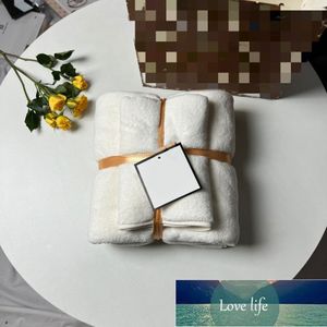 Designer portátil caixa de presente casal dupla face toalha de banho grande adulto absorção de água de secagem rápida pacote de toalhas de duas peças