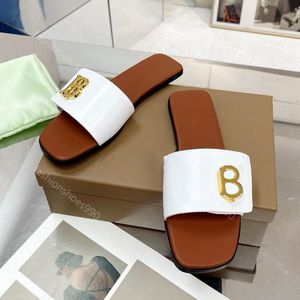 Slides Luxury Designer Slippers Women Shoes High Quality Lazy Platform Flats Summer Beach Sandals Gold Buckle Moccasins Flip flops Casual sandal With Box 10A 35-42