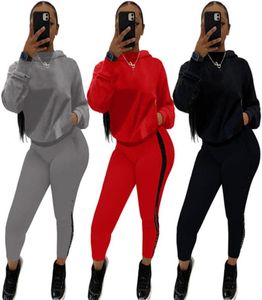 2022 Designer-Jogginganzüge Herbst Winter Damen Baumwoll-Trainingsanzüge Langarm-Kapuzen-Hoodie-Hosen zweiteiliges Set PS-Größe 2XL lässig 1581690