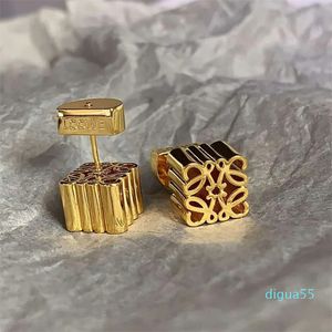 Golden Square for Women 925 Silver Needle Light Luxury Small Fashionable Elegant and Personalized Earring