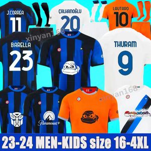 2023 2024 Inters Özel Futbol Formaları Lautaro Transformers Correa Dzeko Barella Skriniar Ev Uzak Üçüncü Erkekler Kit 23 24 Brozovic Futbol Gömlek Üniforma Milans