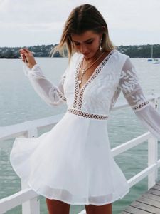 Женское богемное белое платье, кружевное прозрачное платье с длинным рукавом и v-образным вырезом, открытой спиной, вечернее платье, элегантное сексуальное пляжное платье, сарафан Harajuku 240304