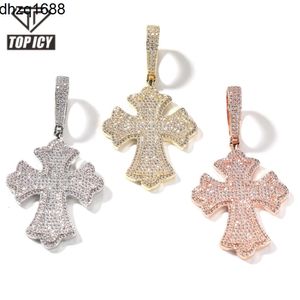 Iced Out Gothic Cross Pendant Halsband Hip Hop smycken halsband religiösa 18k guldpläterade korshänge för män kvinnor