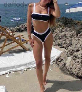 Kadın mayo yaz plaj güneş ışığı kadın mayo tasarımcısı lüks bikini c mektup elmas dikiş seksi tek parçalı mayo iki parçalı bikinis 240307