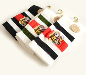 High Quality Designer Men Cotton Socks fashion accessories Tiger Head Embroidery Mid-high Tube Leisure Sports Hip Hop Black White Sock