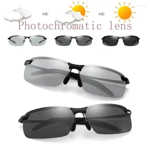 Óculos de sol pochromic polarizado para homens clássico motorista óculos de sol óculos vintage olho pesca descolor lente uv400