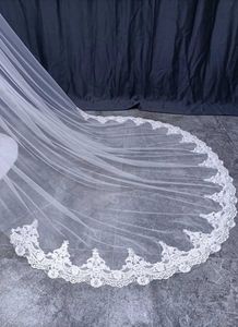 Hijabs 3m Cathedral Wedding Veil Long Lace Trim Bridal Veil with Comb Wedding Accessories Bridal Wedding Veil