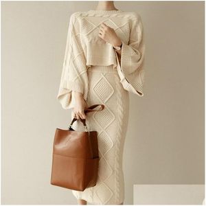 Two Piece Dress High Quality Autumn Winter Women Knitted 2 Piece Set Batwing Sleeve Loose Topsaddslim Bodycon Skirt Female Sweater Su Dhs4X