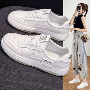 Flat Bottomed Womens White for Lightweight 2024 Liten Autumn New Versatile Soled Casual Sports Instagram Leather Board Shoes 316