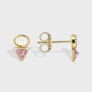 Ohrstecker ITSMOS 18 Karat vergoldeter synthetischer Opal, geometrisches Dreieck, rosa Zirkon, winzige Piercing-Ohrstecker für Frauen und Mädchen, Geschenk