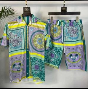 Projektant Męski zestaw Top Tracksuits Mens Luksusowe krótkie rękawy Koszulę Modną plażę spodenki letnie garnitury Rozmiar M-3XL #079