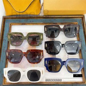 Designer Sunglasses Square Frame Popular INS Same Style Personalized Sunglasses Female LW40129U 0PN2