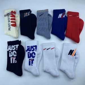 Elite Basketball Socks Calf High Cushion Thick Hiking Athletic Crew Soccer Sock for Men Women Boys Running 9 Different Colors