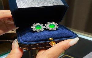 Stud High Quality 925 Srebrne Emerald Sunflower Jade Kolczyki dla kobiet Bringling Party Fine Jewelry Lady Gift4502170