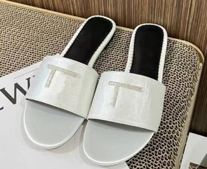 Fashion Luxury Slippers Womens Slippers sliders sandal Summer loafer Beach Casual Shoes flat Designer Slippers top quality black white mule sandale