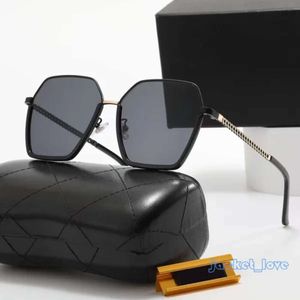 Kanal Euro Sunglass Maskeli Güneş Ccity Windbreaks Erkek Güneş Gözlüğü Amerikan Tarzı Bir Tasarımcı Kadın Parça Gözlük Metal Sınır Goggles S 886