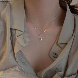 Creativity Light Luxury Zircon Cross Pendant Necklace for Women Gold Silver Color Clavicle Chain Fashion Jewelry
