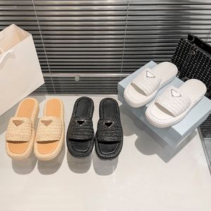 Kvinnors designer tofflor lichee mönster sommar platt botten bokstav sandal tofflare flip flops lyxig fast färg utomhus strand sandaler qvx1