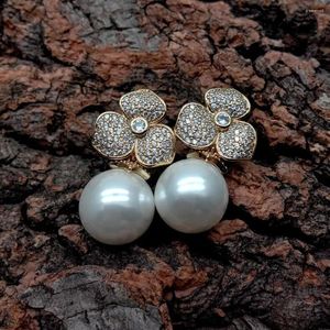 Stud Earrings YYGEM Cubic Zirconia Pave Flower 14mm White Sea Shell Pearl Jewelry For Women Gift