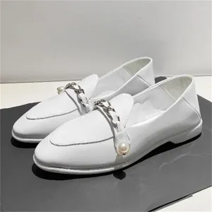 Dress Shoes Pearls For Women Pointed Toe Low Heels Chain Loafers Patent Leather Chassure Femme Shallow Female String Beading Zapatos