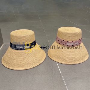 Luxury Wide Brim Straw Hat Embrodery Letter Flats hink Hattar Sommar utomhus semester Solskyddsmedel fiskare hattar Visor Snapback