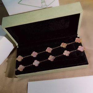 Mild och charmig temperamentarmband Fem Flower High Four Leaf Gräsarmband för kvinnors lyxiga lilla publik 18K Rose Gold med Cleefed Armband