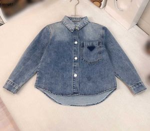 Marca criança tracksuits logotipo geométrico denim bebê conjunto de duas peças tamanho 100-160 crianças roupas de grife único breasted camisa e jeans 24mar