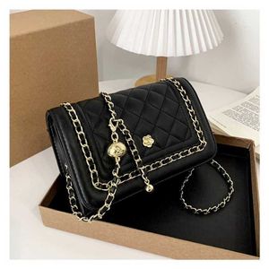 70% fabryczne ujście wiosenne i jesienne pojedyncze crossbody damskie łańcuch Lingge Small Square Bag Women w sprzedaży